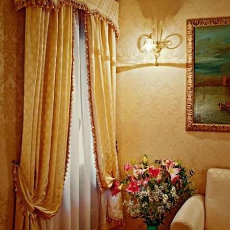 Guest House La Chicca Venedig Exterior foto